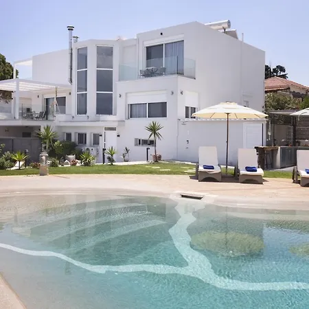 Villa Niki's - Luxury Seaview Villa!