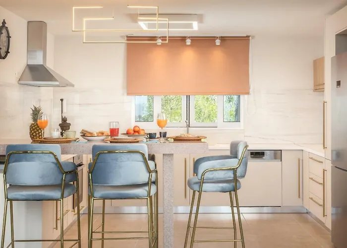 Niki's - Luxury Seaview Villa! 别墅