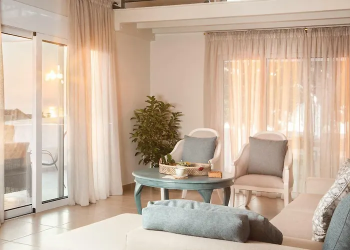 Niki's - Luxury Seaview Villa! Villa