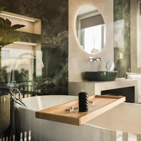 Niki's - Luxury Seaview Villa! ヴィラ Akrotiri