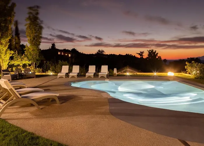 וילה Niki's - Luxury Seaview Villa!